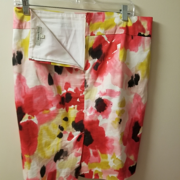 Sz 14 Reitmans Skirt (3 for $30 item 💖) - Picture 2 of 3